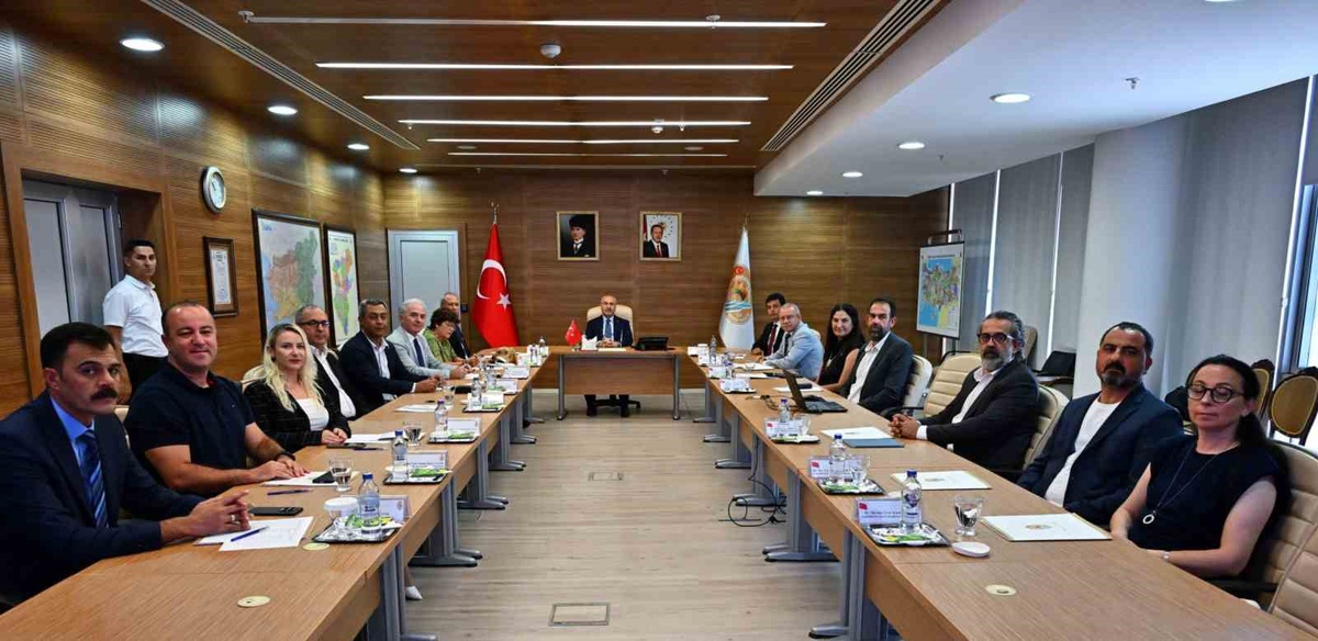 Denizli'de arkeolojik kazı toplantısında 10 antik kent ve fosil alanı ele alındı