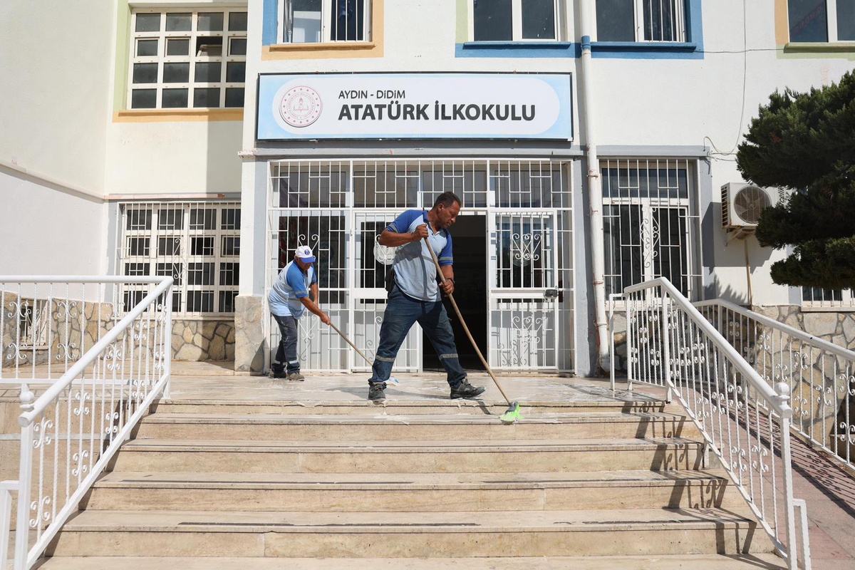Didim Belediyesi okulları yeni eğitim yılına hazırlıyor