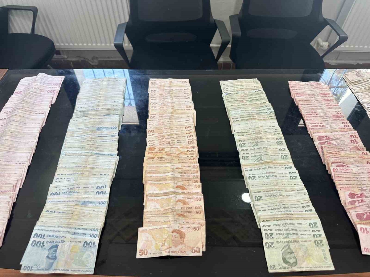 Şanlıurfa'da İran uyruklu dilencinin üzerinden 60 bin TL çıktı, sınır dışı edildi
