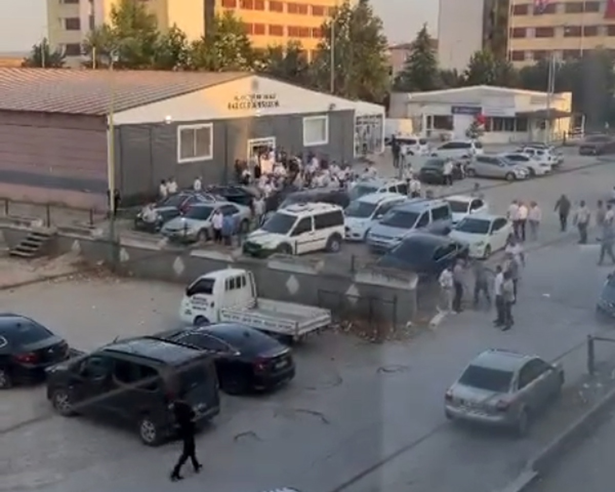 Edirne Uzunköprü'de düğünde bıçaklı saldırıda yaralama ile havaya ateş açan şüpheli tutuklandı