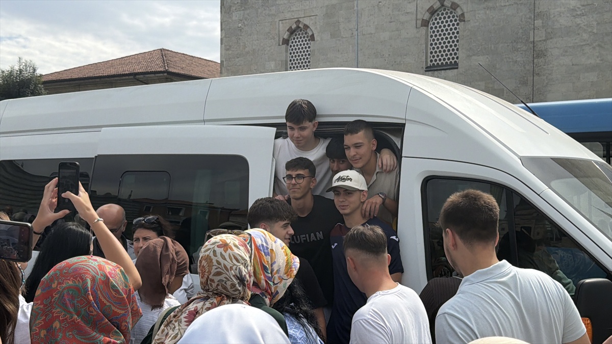 Edirne\'de başarılı 40 öğrenci umre heyecanı yaşayacak