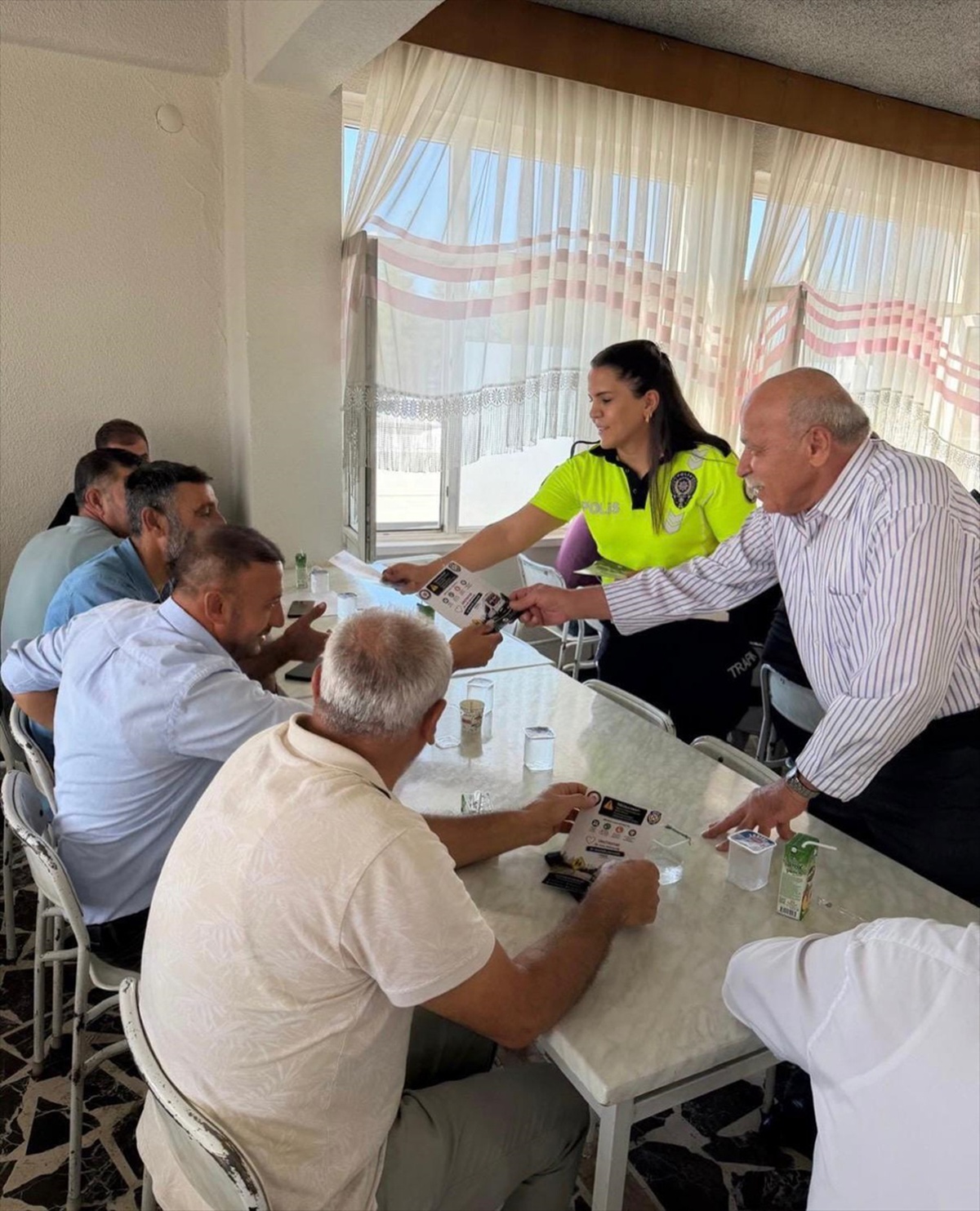 Elazığ\'da 153 okul servis sürücüsüne yeni eğitim yılı öncesi trafik güvenliği eğitimi verildi