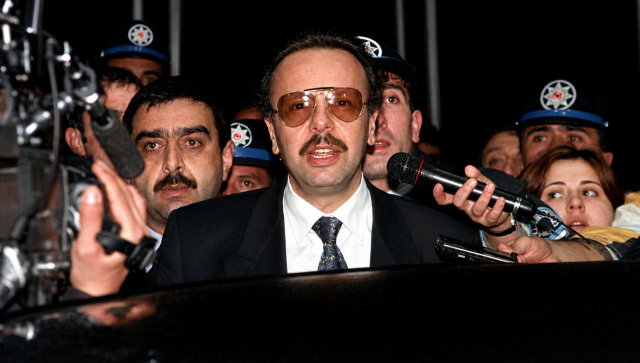 Eski Bakan Arif Ahmet Denizolgun'un ölümüne ilişkin soruşturmada doktoru gözaltına alındı