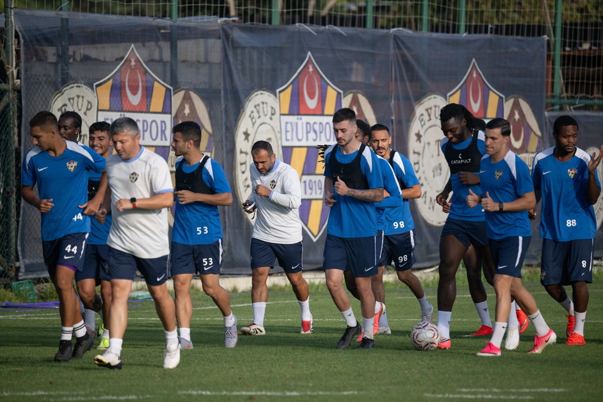 Eyüpspor Teknik Direktörü Pulat, Çorum FK Maçının Zorlu Geçeceğini Söyledi