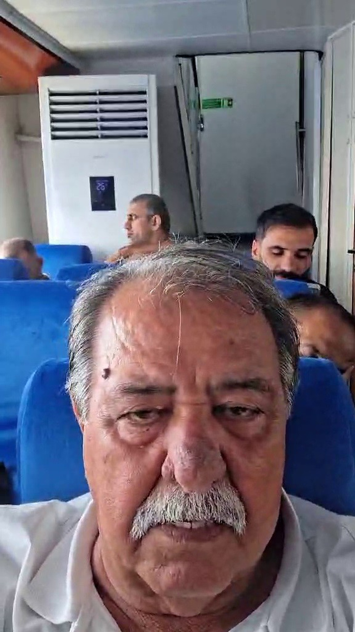 Batan gemideki son anlar cep telefonuna böyle yansıdı