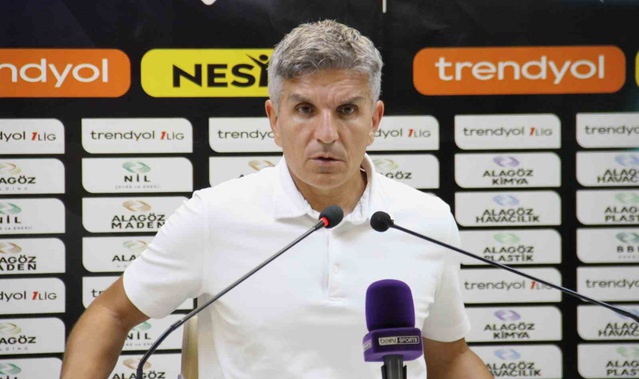 Iğdır FK sahasında Manisa FK'yı 4-2 yendi; teknik direktör Koçak galibiyeti değerlendirdi