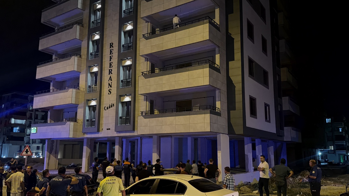 Kilis'te iş talebiyle intihar girişiminde bulunan şahıs polis iknasıyla vazgeçirildi