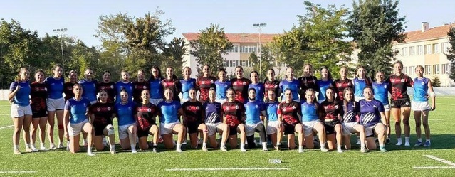 Şampiyon Körfez Gençlerbirliği kadın ragbicileri Kütahya deplasmanından 20-36 galip döndü