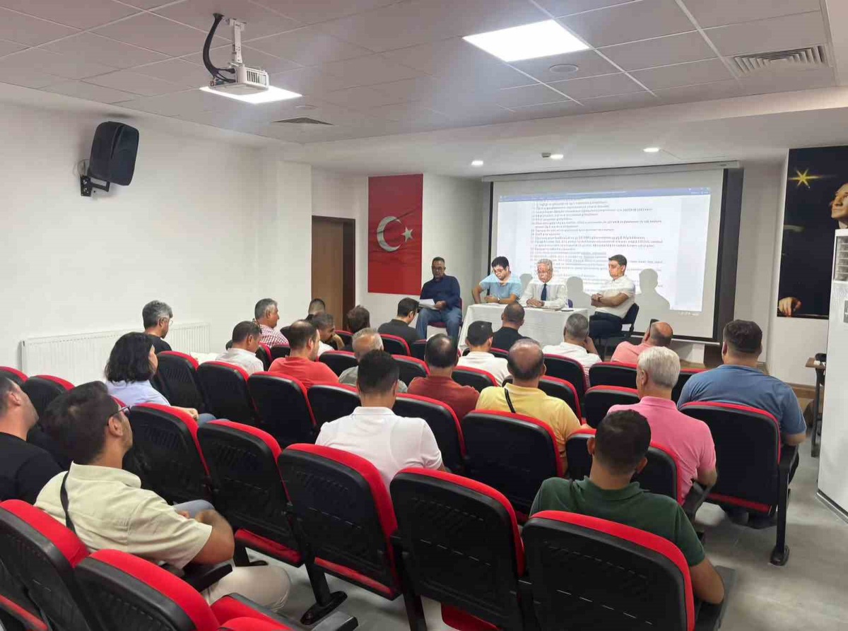 Aydın Köşk'te okul müdürleri toplandı, yeni eğitim yılı hazırlıkları masaya yatırıldı