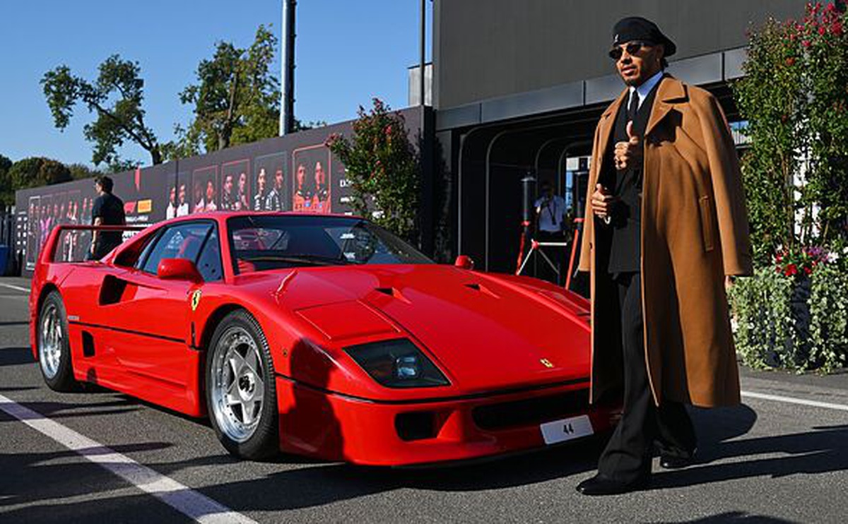 Hamilton, restore ettirdiği Ferrari F40 ile Monza'ya damga vurdu