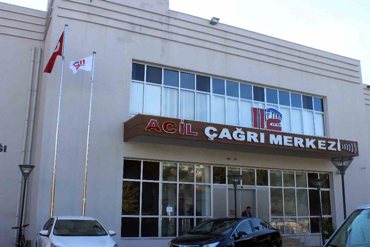 Muğla 112'ye 8 ayda 900 bin çağrı; yüzde 55'i gereksiz aramalardan oluştu