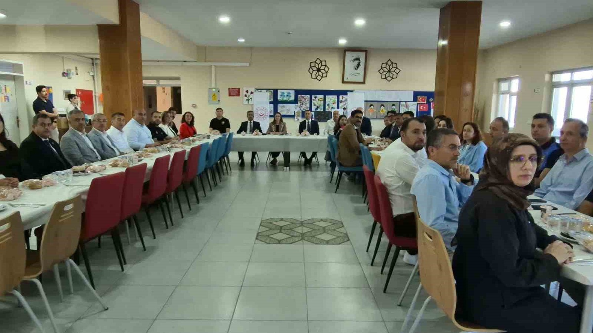 Bartın'da otizm rehberi tanıtıldı, 354 otizmli birey için yol haritası sunuldu