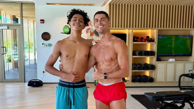 Ronaldo oğlunun harcamalarını görünce şoke oldu! Kredi kartını anında kapattı