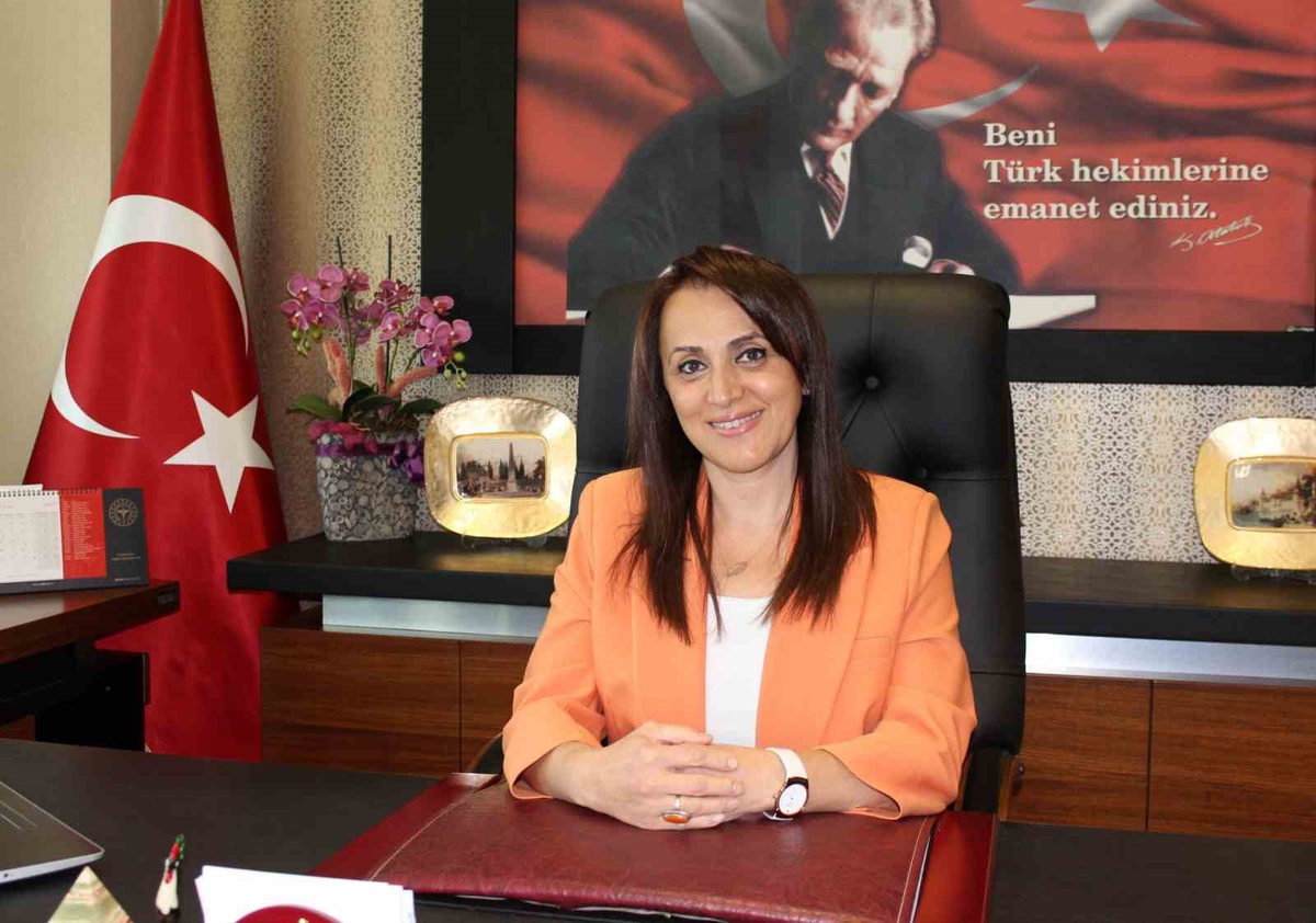 Denizli'de Halk Sağlığı Haftası: Müdür Öztürk hastalanmayı beklemeyin dedi