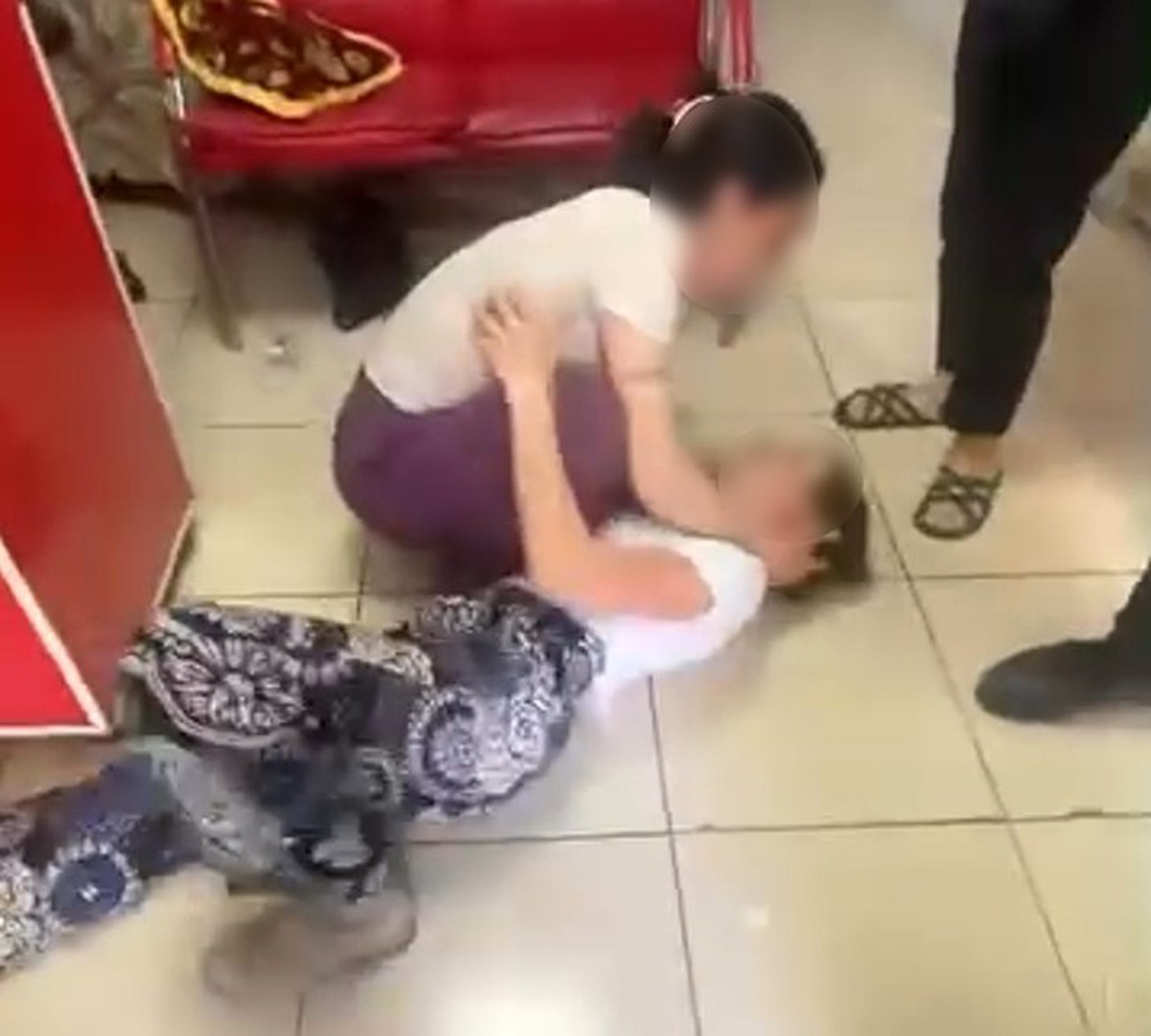 Adana'da Aynı Eve İkinci Soygun Girişimi: 2 Kadın Tutuklandı