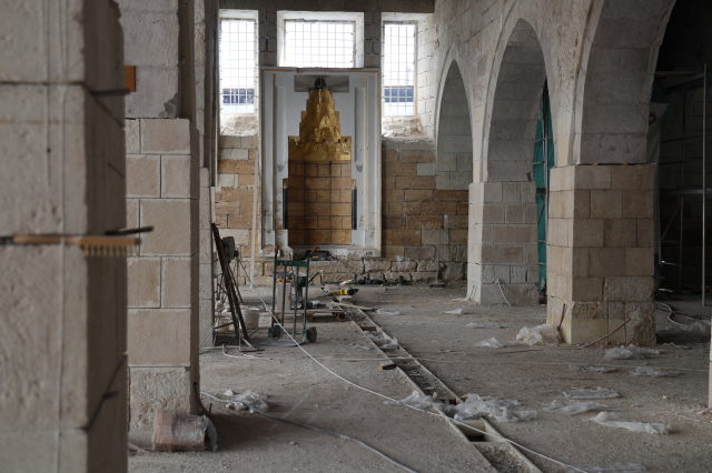 Eğri minareli 8 asırlık camideki gizemli yeşil çanakların sırrı çözüldü
