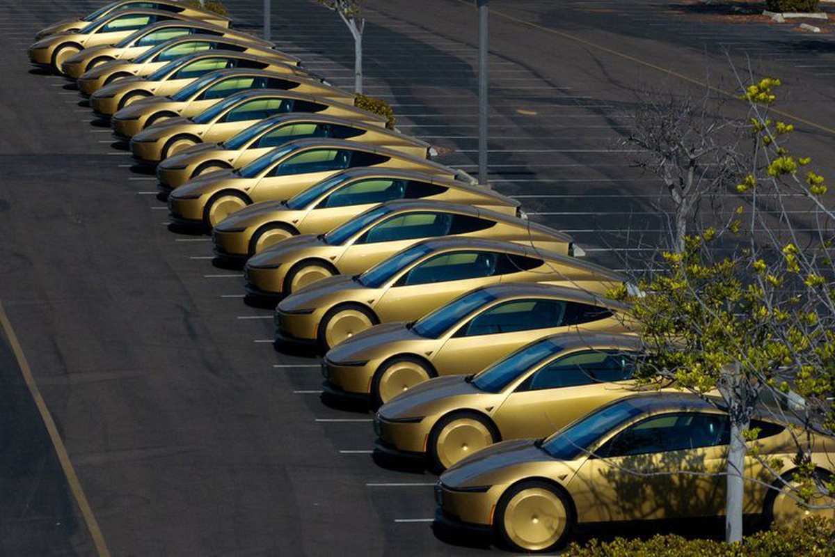 Tesla, iki kişilik Cybercab'ini Teksas'taki etkinlikte Perşembe günü tanıtacak