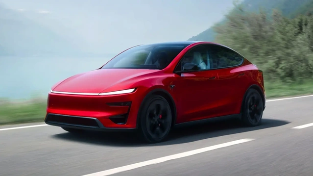 Model Y'nin yeni ısı pompası kış menzilini ve hızlı şarj performansını artırıyor