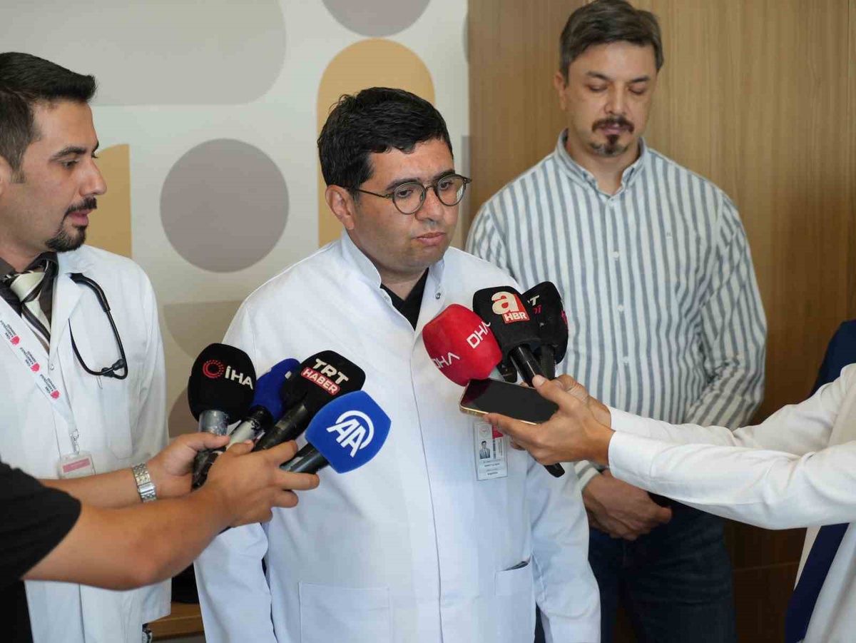 Gaziantep'te açık kalp ameliyatına gerek kalmadan kalpteki delik özel yöntemle kapatıldı