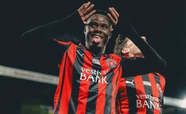 Uçak kalktı geliyor! Süper Lig devi bir golcü daha getiriyor