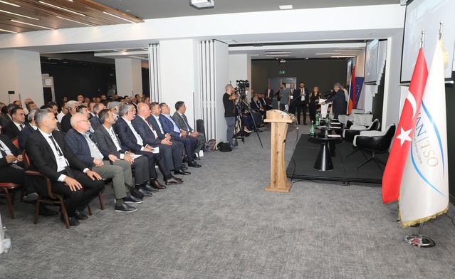 Van TSO heyeti Erivan'daki iş konferansına katıldı, sınır kapısının açılacağına inanç artıyor
