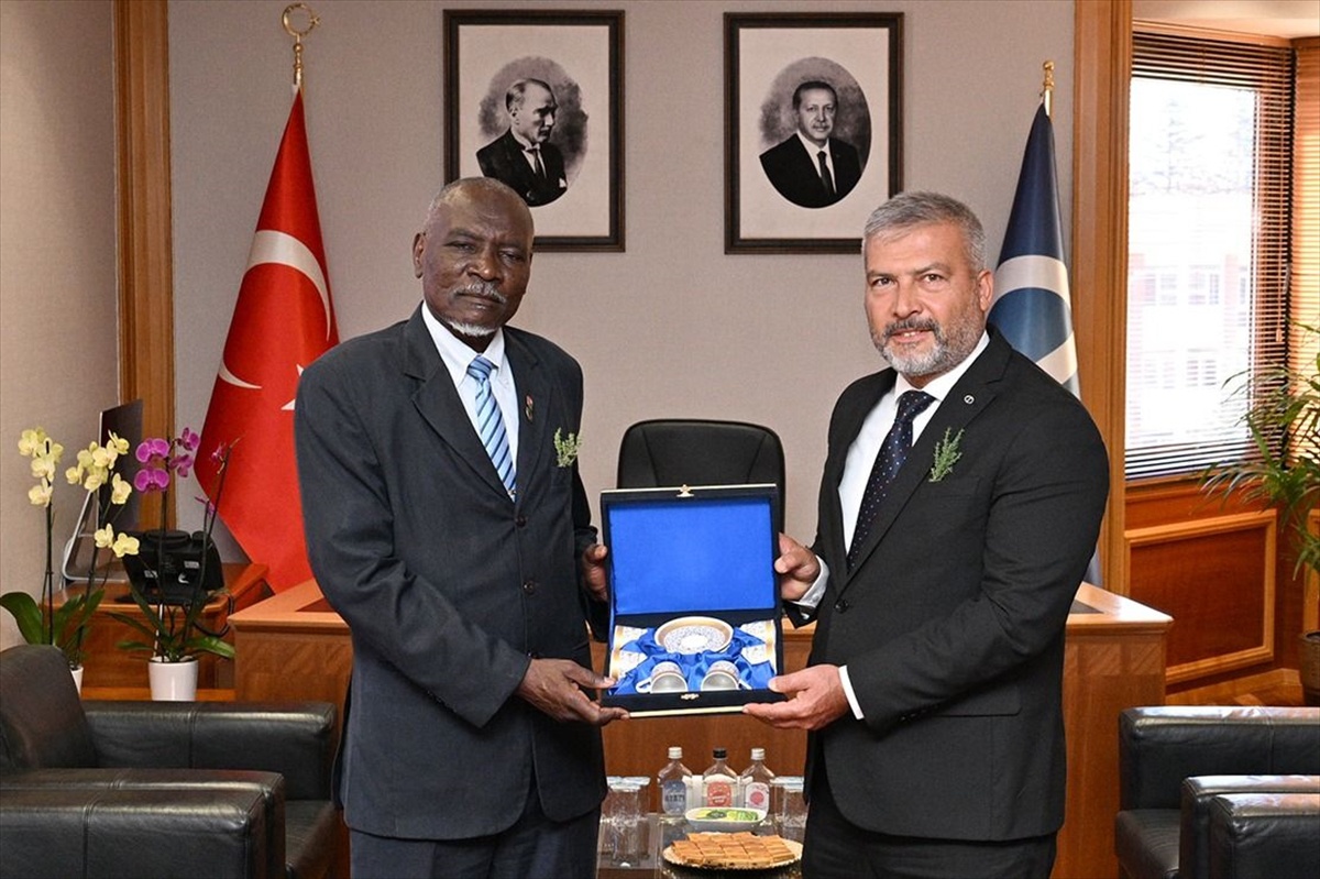Sudanlı üniversiteyle Anadolu Üniversitesi arasında eğitim işbirliği anlaşması
