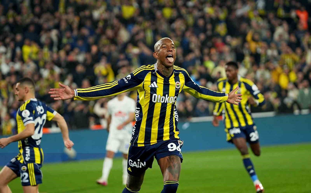 Fenerbahçe'den ayrılan Talisca, 75 maçta 44 gol ve 7 asist kaydetti