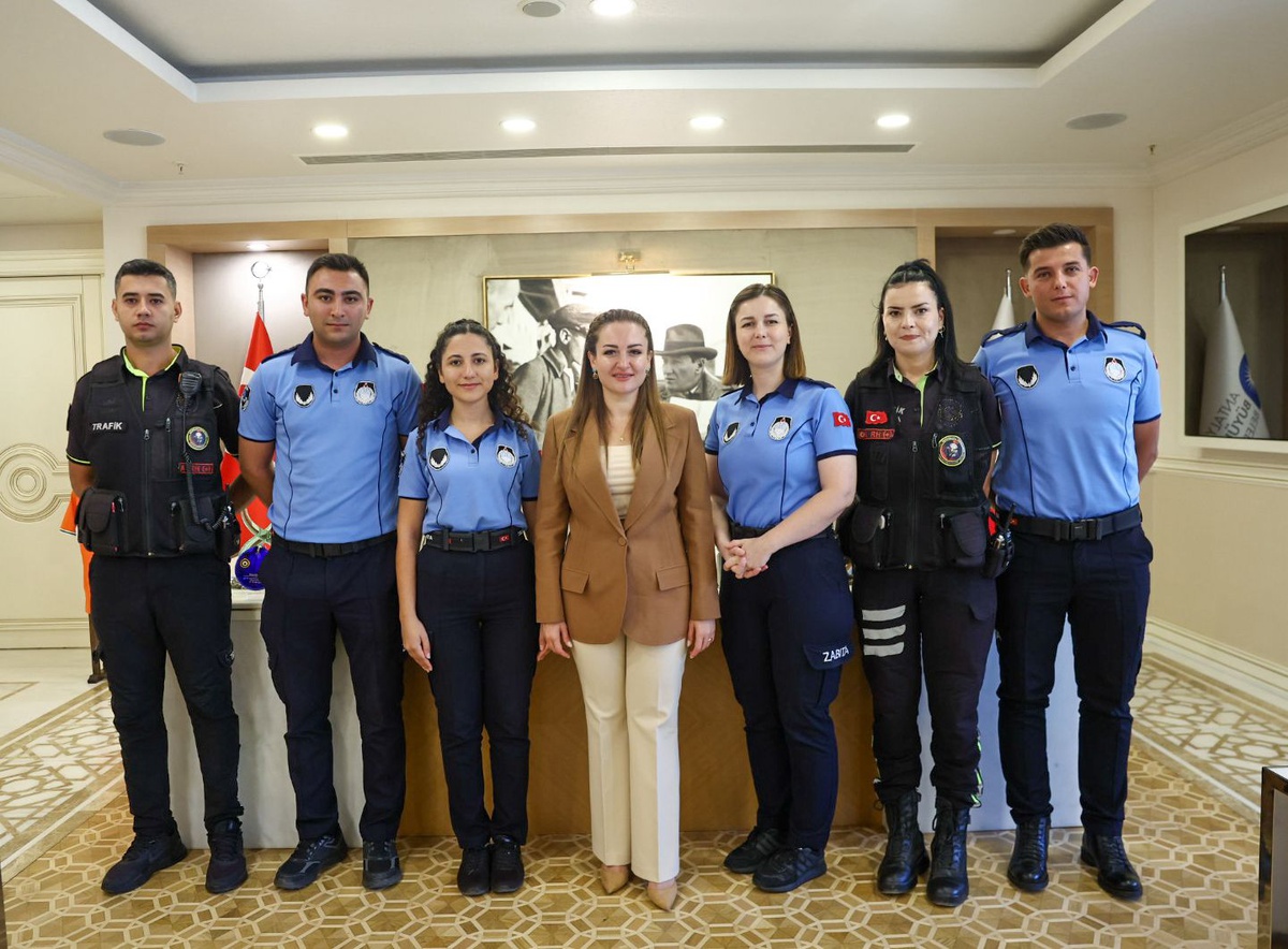 Antalya'da Zabıta Haftası: Başkan Vekili Özdemir, 90 yeni zabıta alımını duyurdu