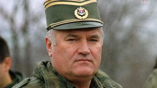 Soykırım suçlusuna askeri tören Avrupa'yı ayağa kaldırdı