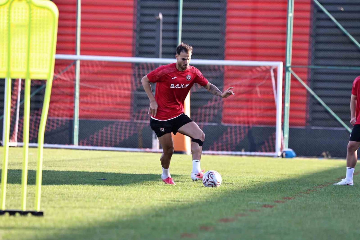Çorum FK, Pazar günü Eyüpspor ile oynayacağı maçın hazırlıklarını sürdürüyor