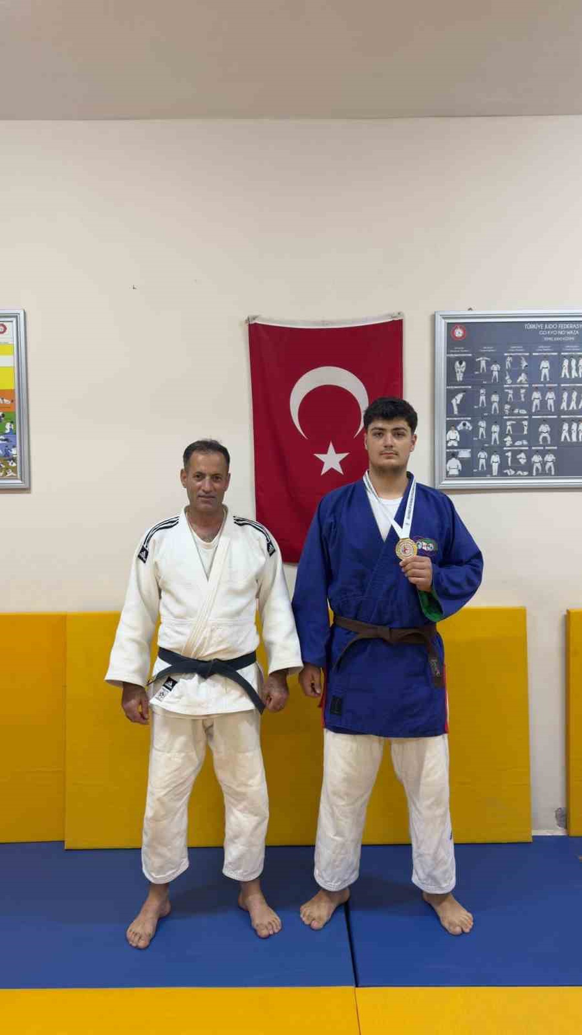 Elazığlı Ali Asaf Çiçek, Bulgaristan'daki Avrupa Kuraş Şampiyonası'nda Türkiye'yi temsil edecek