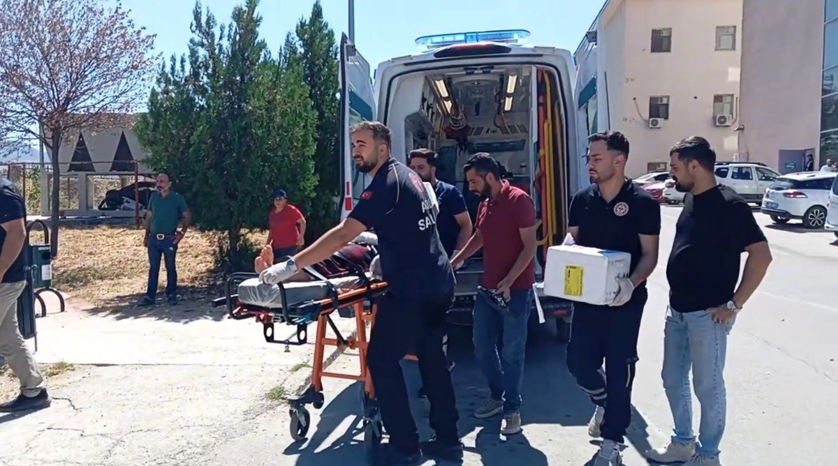Tunceli Mazgirt'te parmaklarından yaralanan kadın helikopterle Malatya'ya sevk edildi
