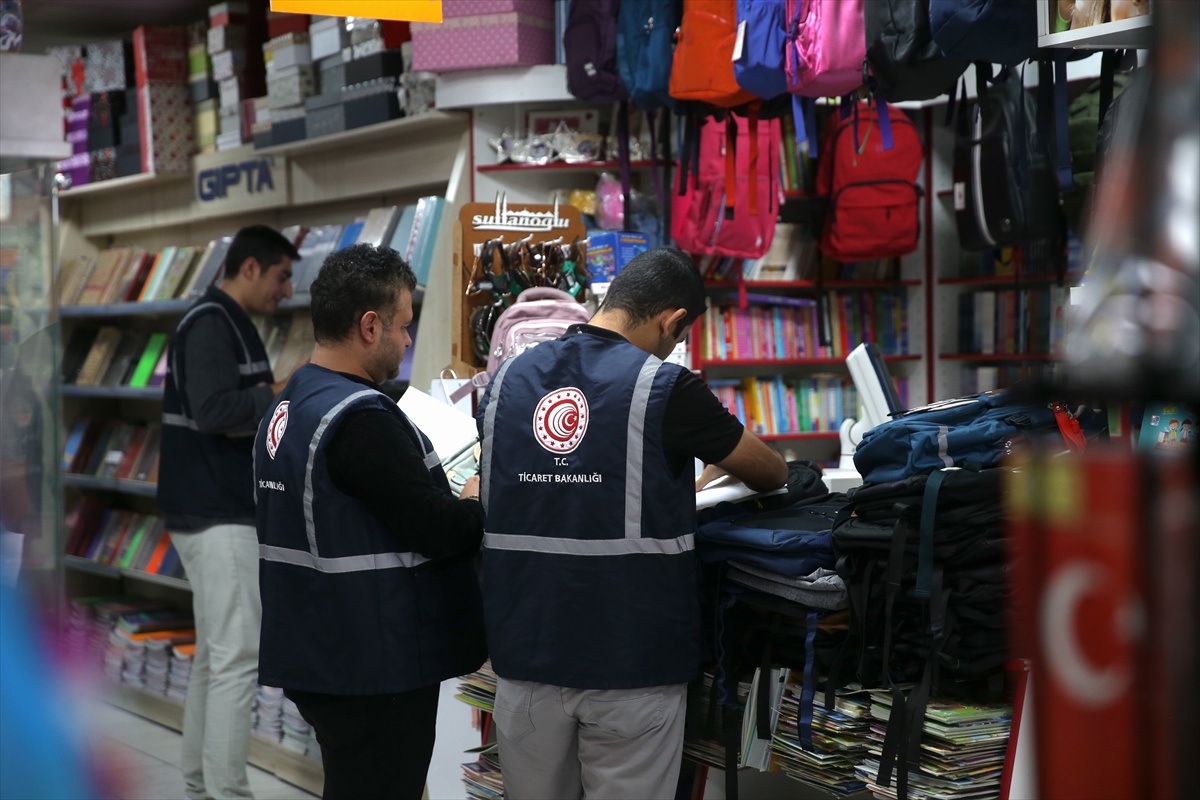 Erzurum'da kırtasiyelerde fahiş fiyat denetimi yapıldı; eğitim yılı boyunca sürecek
