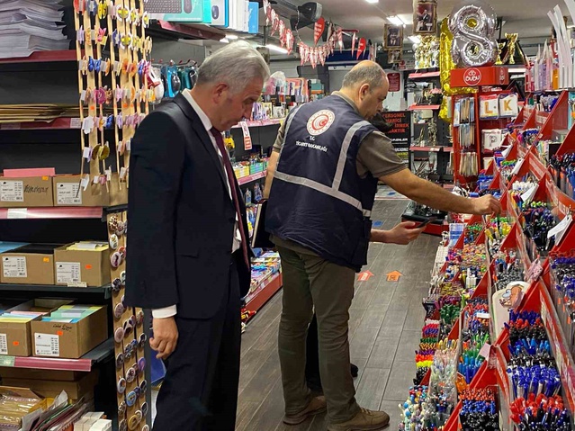 Eskişehir'de kırtasiye denetimlerinde 20 gündür fiyat ve ürün güvenliği kontrol ediliyor