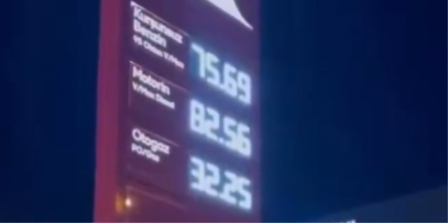 Gece yarısı tarihi zam! Tabelayı gören sürücülerin keyfi kaçtı