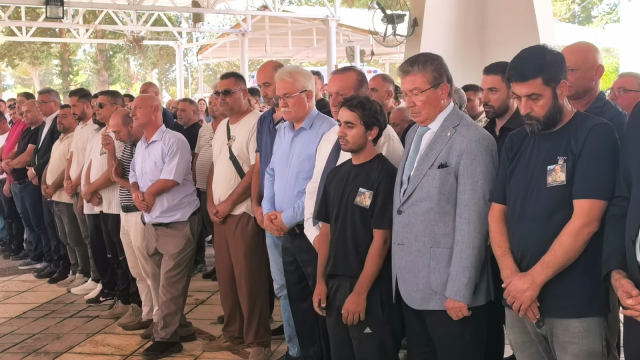 Girne’deki gemi faciasında batık gemiden çıkarılan ilk cenaze toprağa verildi