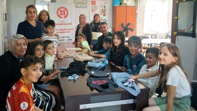 Hakkari'de çocuklar, geri dönüştürülen tekstil ürünleriyle çevre bilinci kazandı