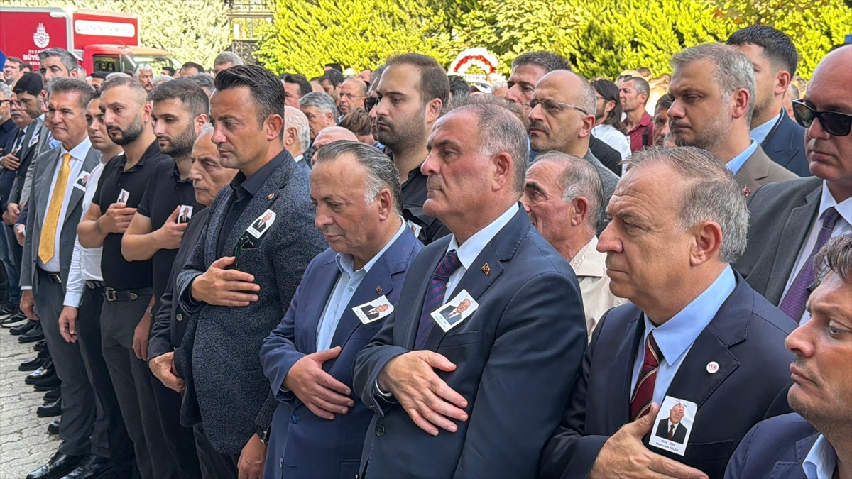 İBB Başkan Vekili Nuri Aslan\'ın babası Muharrem Aslan son yolculuğuna uğurlandı