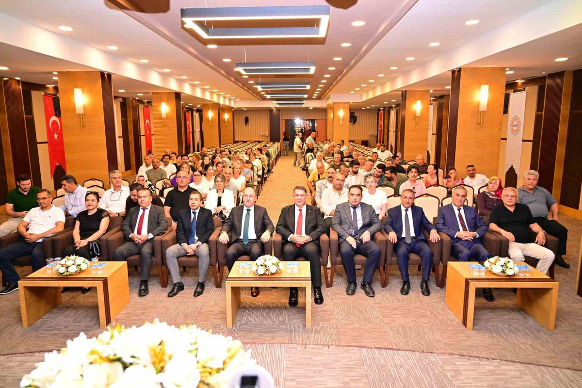 Antalya'da kantinci esnafı ve eğitim yöneticileri ortak çözüm için buluştu