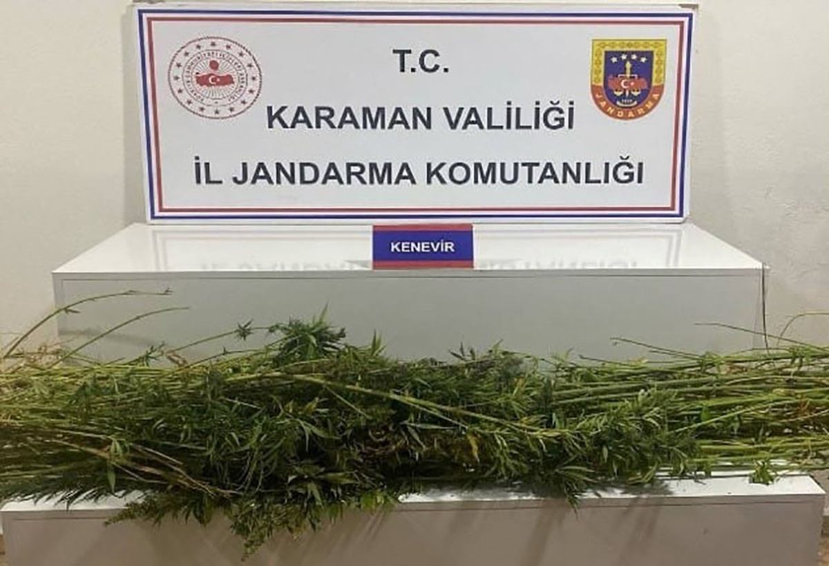 Karaman'da jandarma son bir haftada 43 aranan şahsı yakaladı, 4'ü tutuklandı
