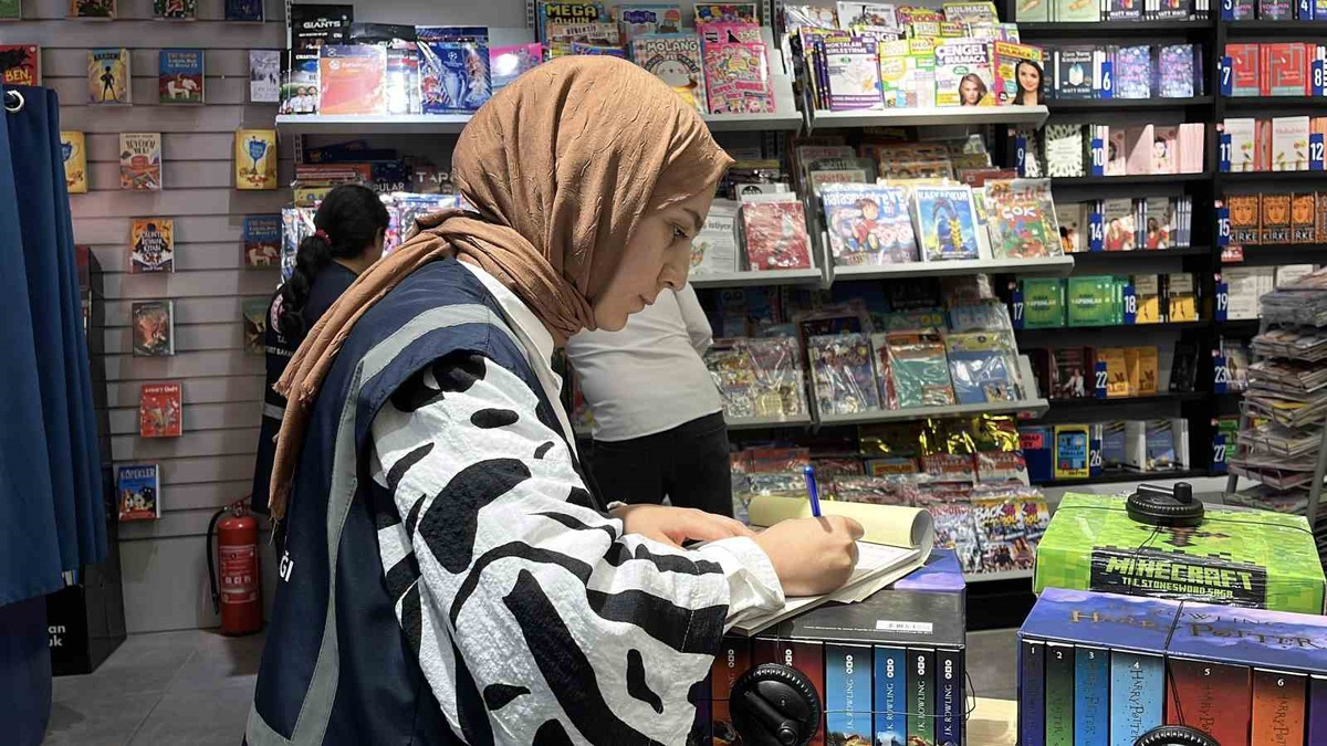 Konya Ticaret Müdürü: Kırtasiye denetimleri sürüyor, Alo 175'e ihbar yapın