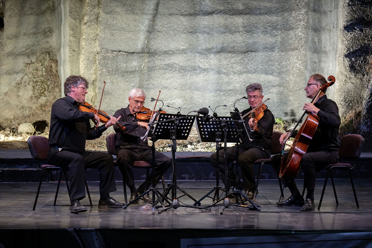 Gümüşlük Müzik Festivali'nde Macar Somogyi Quartet, Antik Taş Ocağı'nda sahne aldı