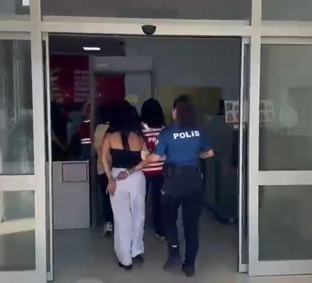 Masaj salonuna fuhuş operasyonu! İş yeri sahibi de kadın