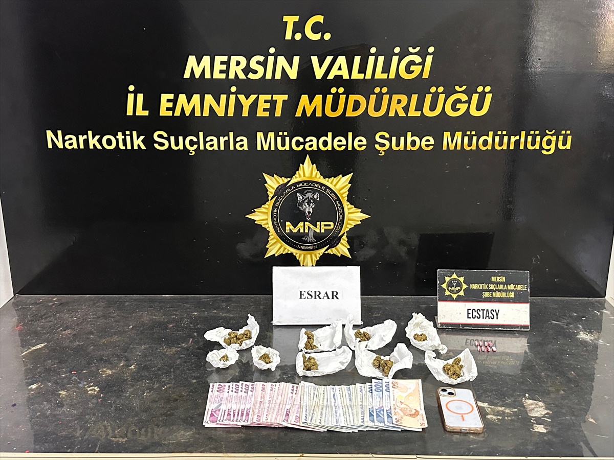 Mersin'deki uyuşturucu operasyonunda gözaltına alınan 2 şüpheli tutuklandı