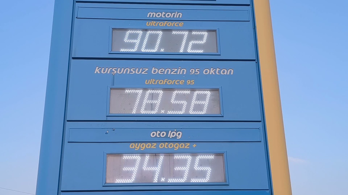 Osmaniye'de çiftçiler akaryakıt zammına tepkili, mazot 90 lirayı aştı