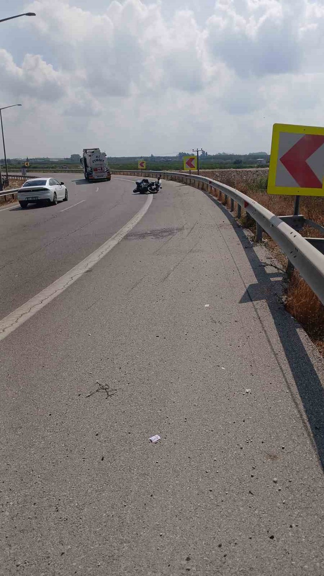 Mersin Tarsus'ta motosiklet kazası, sürücü Nurettin Kaya'nın hayatını kaybetmesiyle sonuçlandı