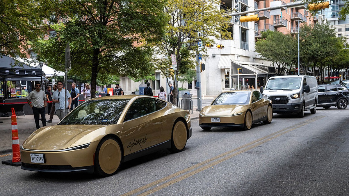 ABD'de Tesla'nın direksiyonsuz Cybercab'i için NHTSA soruşturması başladı