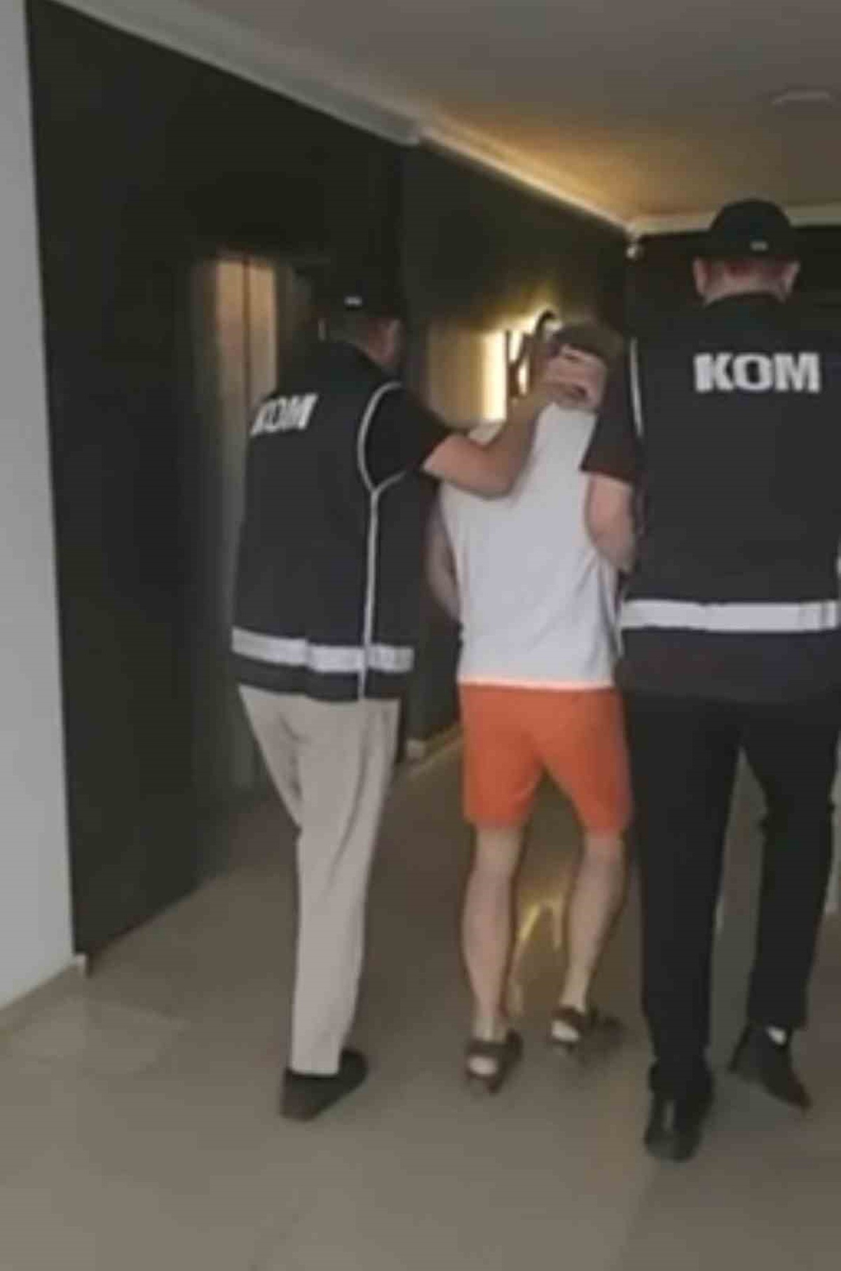 Antalya'da kırmızı bültenle aranan Rus dolandırıcı Marat D. yakalandı