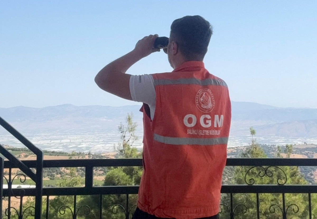 Sarıgöl'de orman yangınlarına karşı Dadağlı kulesinde 7/24 gözetleme yapılıyor