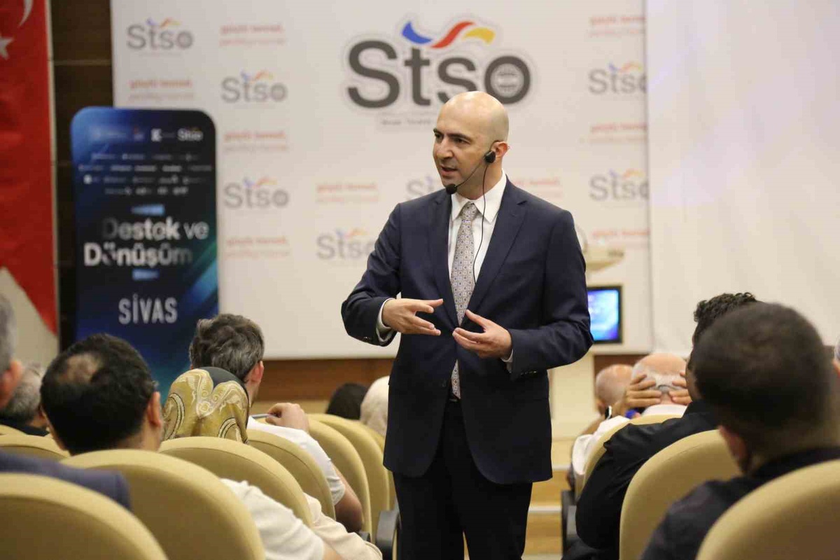 Sivas'ta KOSGEB Destek ve Dönüşüm Toplantısı iş dünyasıyla buluştu